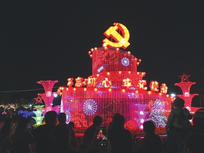 福建花灯:穿越千年的流光溢彩 福建花灯:穿越千年的流光溢彩