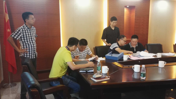 简讯 泉州市效能办2018年第三轮督查我局食品“一品一码”工作439.png 简讯 泉州市效能办2018年第三轮督查我局食品“一品一码”工作439.png