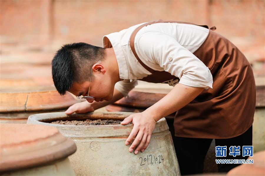 #(图片故事)(2)酱油走“海丝”——“90后”青年创业记