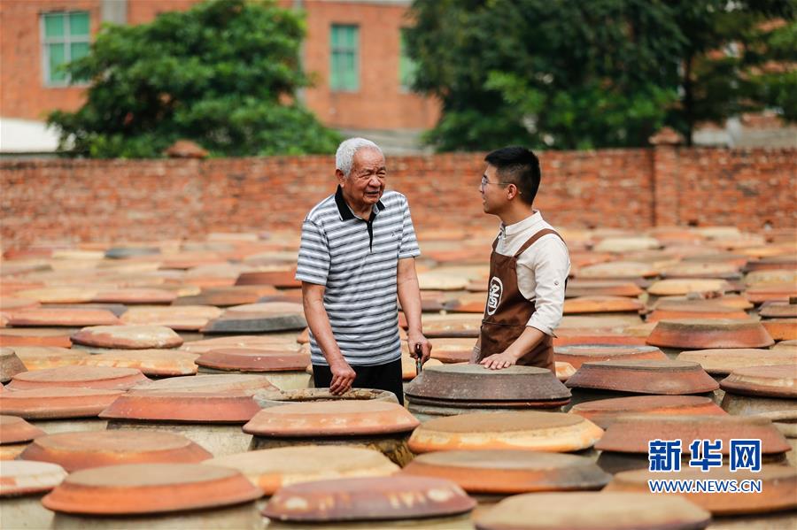 #(图片故事)(4)酱油走“海丝”——“90后”青年创业记