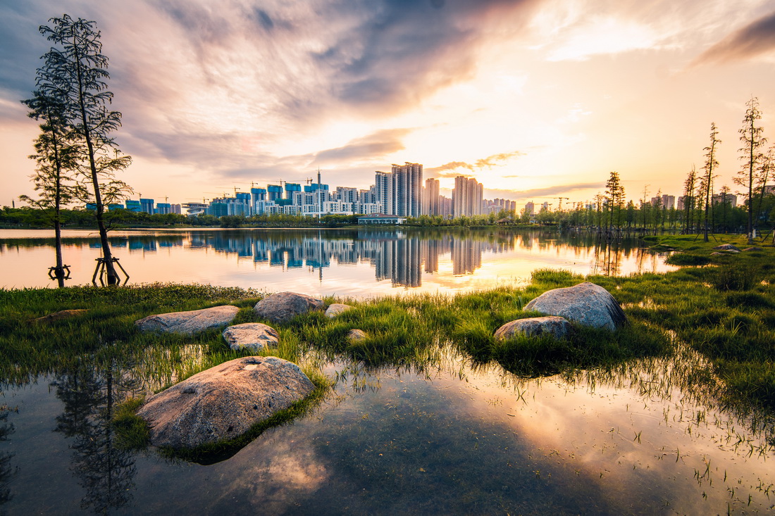 位于南昌市西湖区的象湖湿地公园(2020年4月19日摄)。新华社发(曾真金 摄)